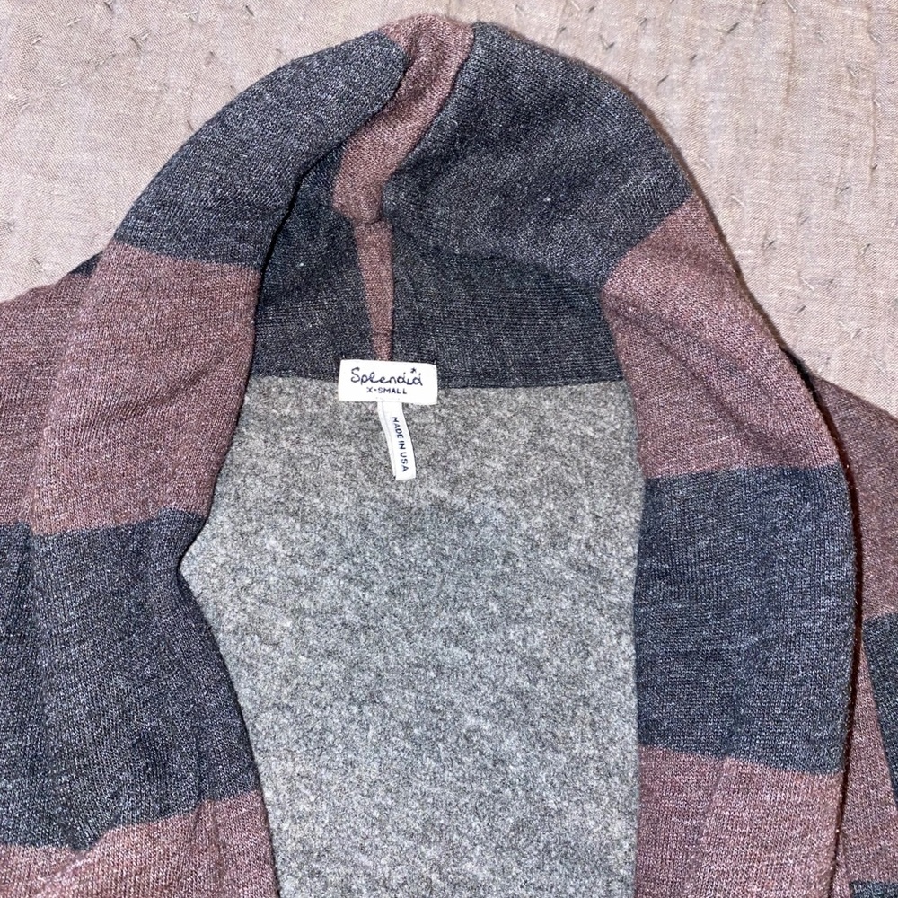 Splendid Cardigan Wrap - Picture 2 of 3